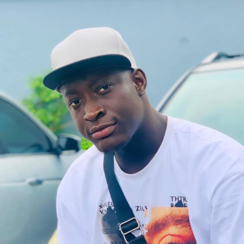 Oderhohwo Joseph Efe is better known by his stage name, Carter Efe. He hails from Nigeria and is on the rise as a musician and content creator. Carter Efe was born in Delta State, Nigeria, on September 29, 1995.4