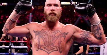 Robert Helenius is a well-known name in Finland's world of professional boxing. Between 2011 and 2016, he held multiple regional heavyweight titles, including two in Europe. At the 2006 European Championships, he competed as an amateur and won silver.