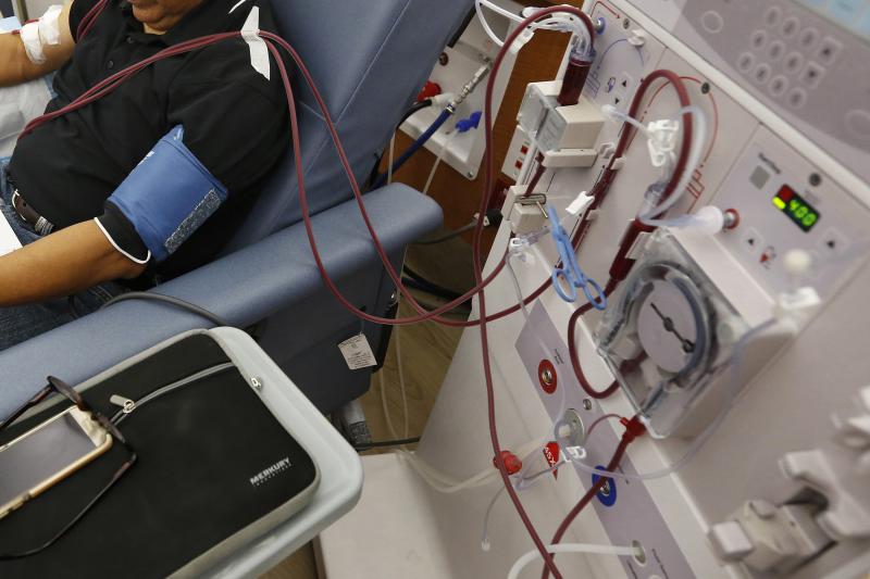 The significant difference between dialysis and kidney transplant shows that dialysis is a medical process to take out waste products and too much fluid from the blood when the kidneys do not operate adequately. Kidney transplant on the other hand is described as the organ transplant of a kidney into a patient that is experiencing the final phase of kidney ailment. Dialysis and kidney transplant are two medication procedures for kidney failure.